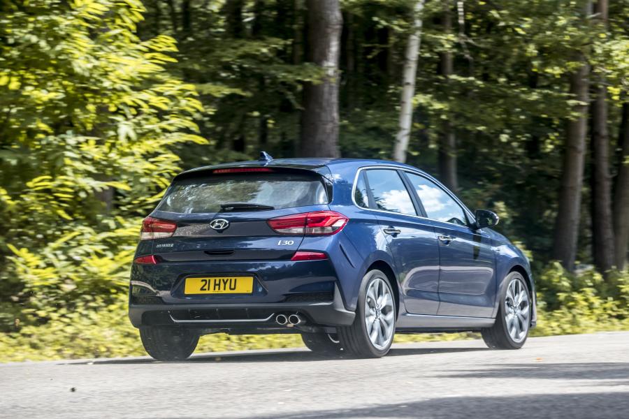  Hyundai i30 N Line (PD) 2018 года  (UK) (фото 37 из 40)